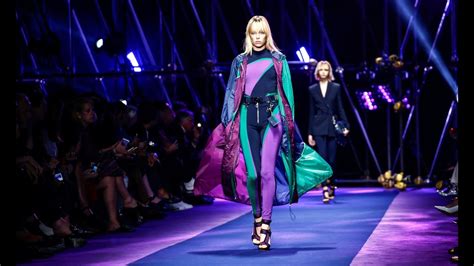 Watch the Versus Versace Spring/Summer 2017 Show Live Here